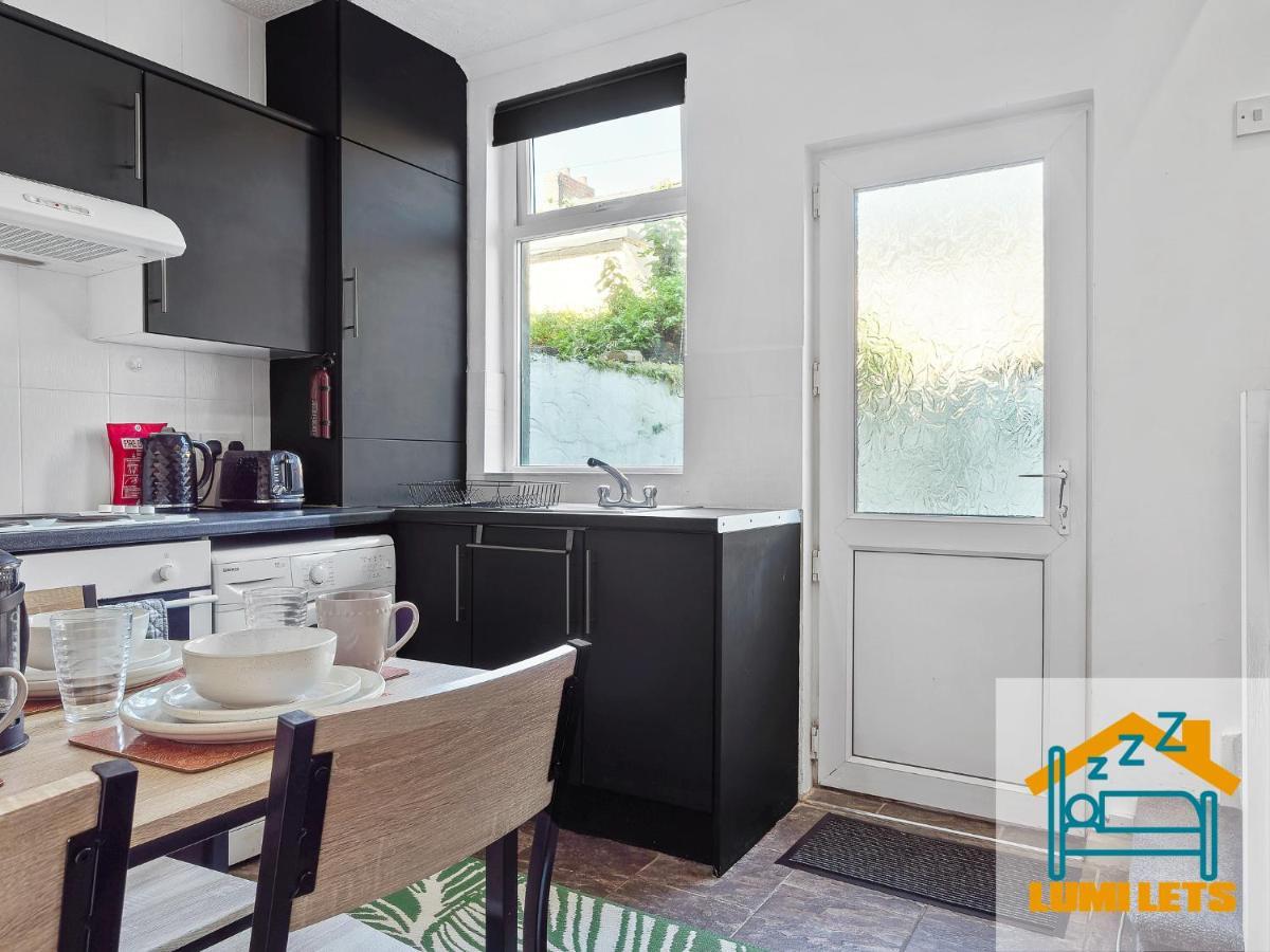 2Br Home In Barrow-In-Furness Sleeps 8 Close To Bae Systems, Hospital, Lakes Ngoại thất bức ảnh