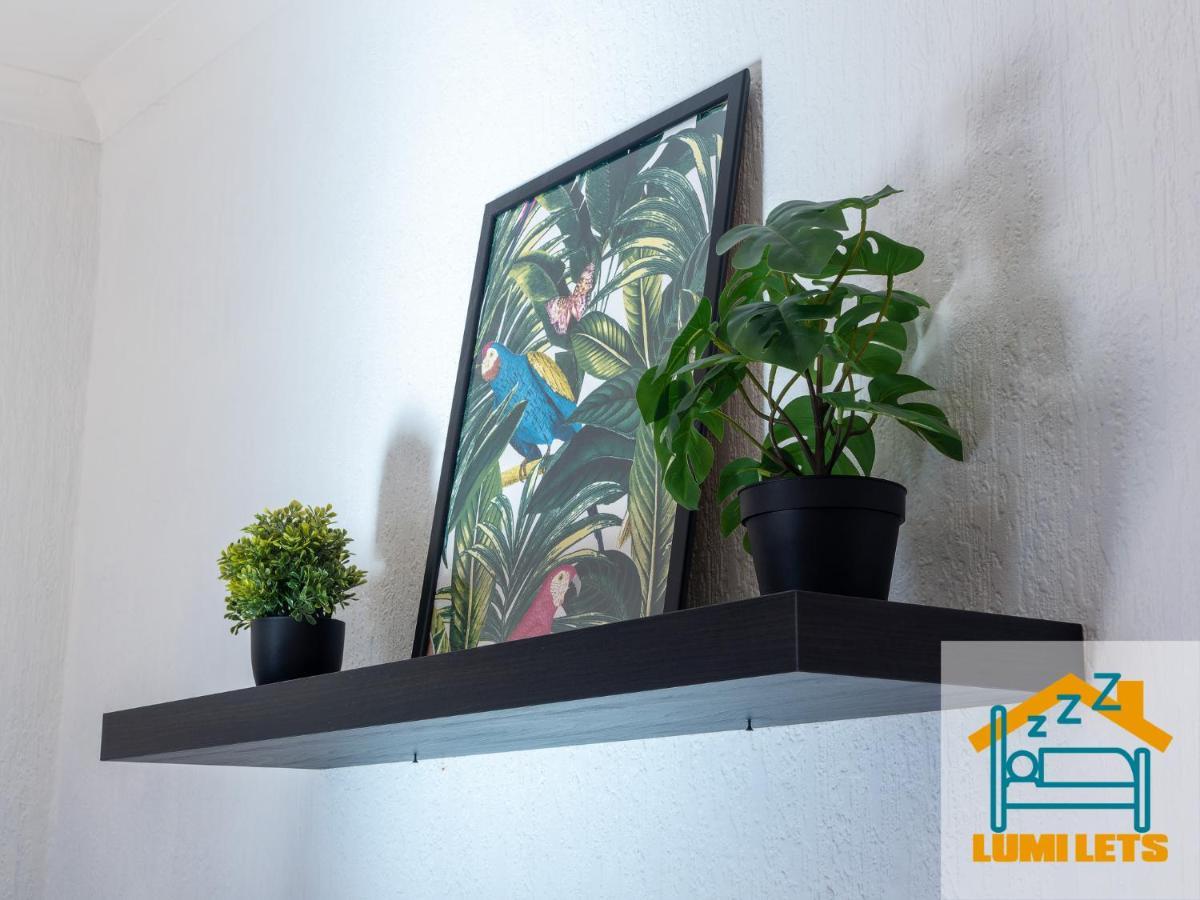 2Br Home In Barrow-In-Furness Sleeps 8 Close To Bae Systems, Hospital, Lakes Ngoại thất bức ảnh