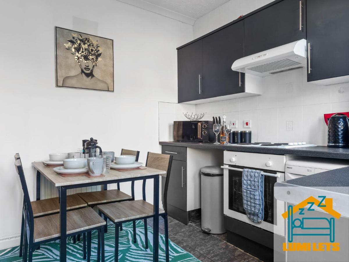 2Br Home In Barrow-In-Furness Sleeps 8 Close To Bae Systems, Hospital, Lakes Ngoại thất bức ảnh